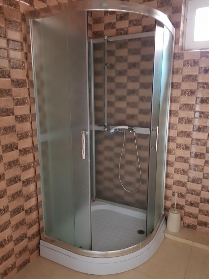 Mini Hotel Leila Αλμάτι Εξωτερικό φωτογραφία