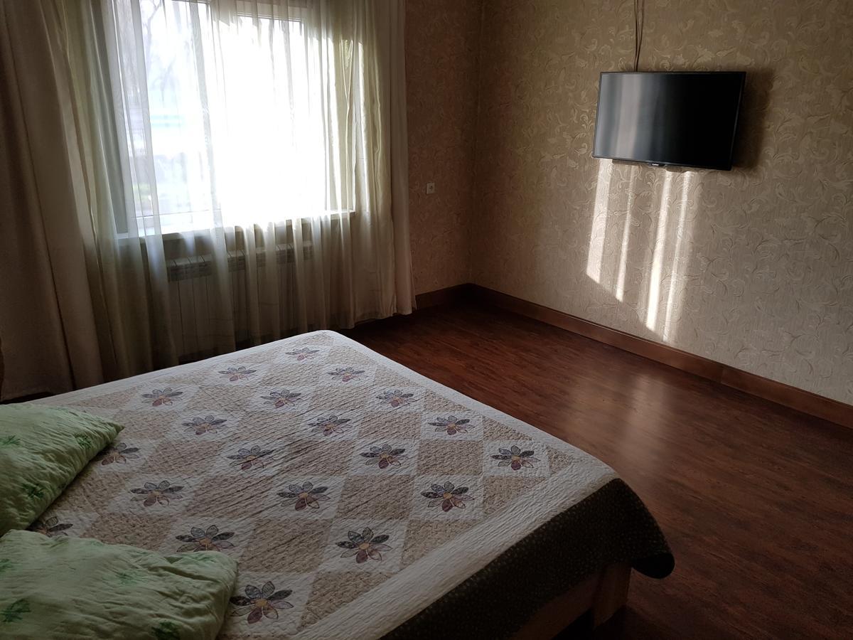 Mini Hotel Leila Αλμάτι Εξωτερικό φωτογραφία