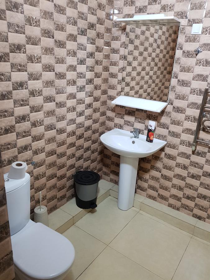 Mini Hotel Leila Αλμάτι Εξωτερικό φωτογραφία